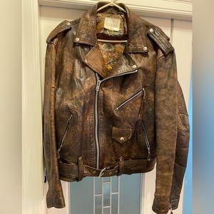 ⭐️⭐️HOST PICK⭐️⭐️VTG Lone biker vibe distressed brown leather jacket size L
